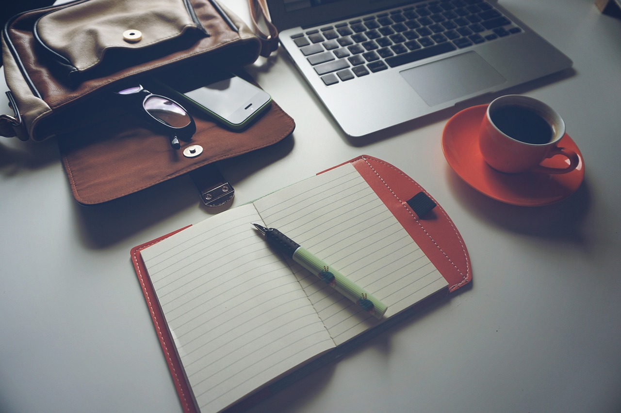 Simple daily journaling practice for mindful focus