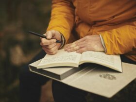 Too Overwhelmed to Journal? Gentle Ways to Find Clarity